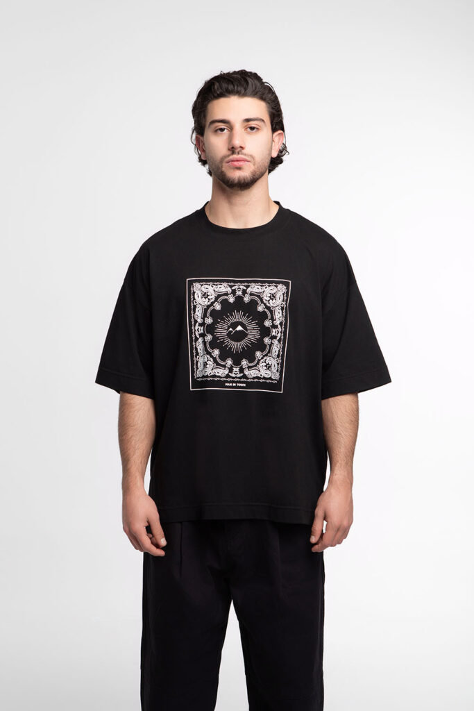 “Ararat” Oversize T-Shirt, Black