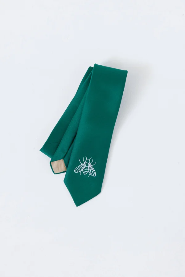 “Bee” Tie