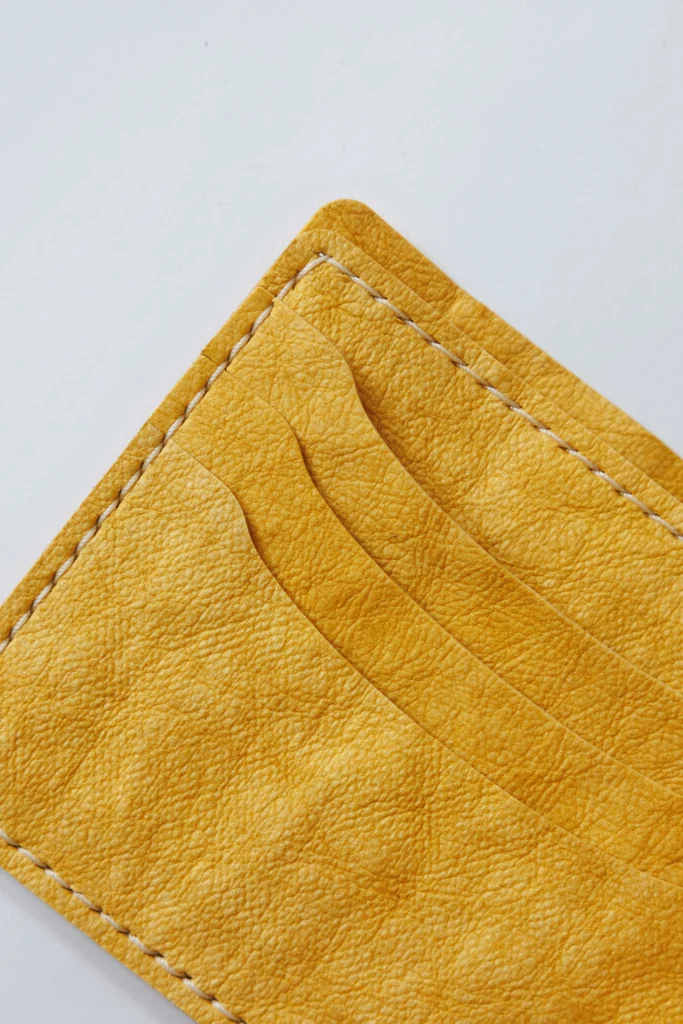 Wallet, Yellow