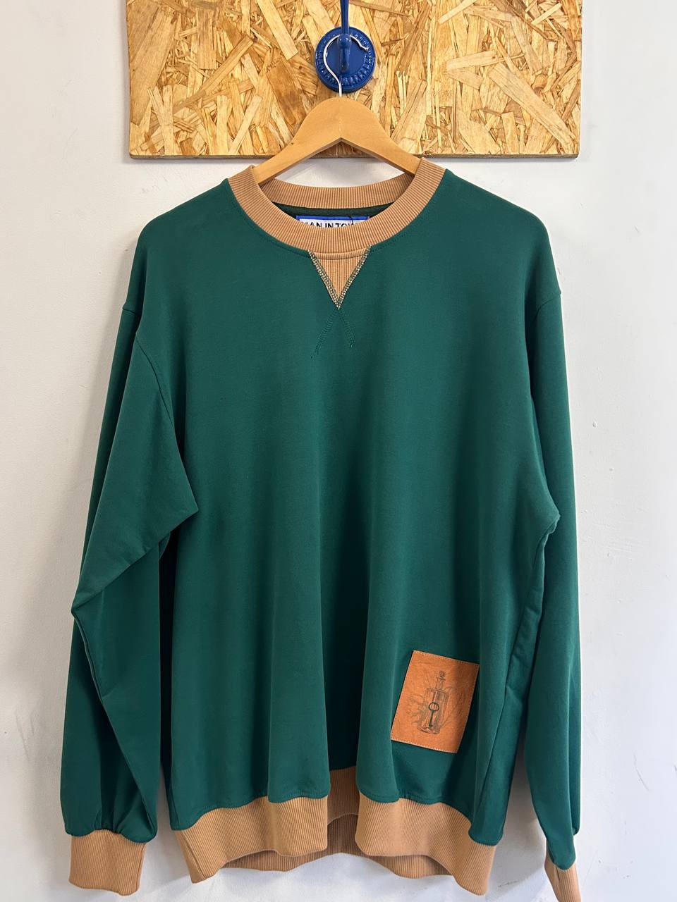 Sweatshirt - Image 1