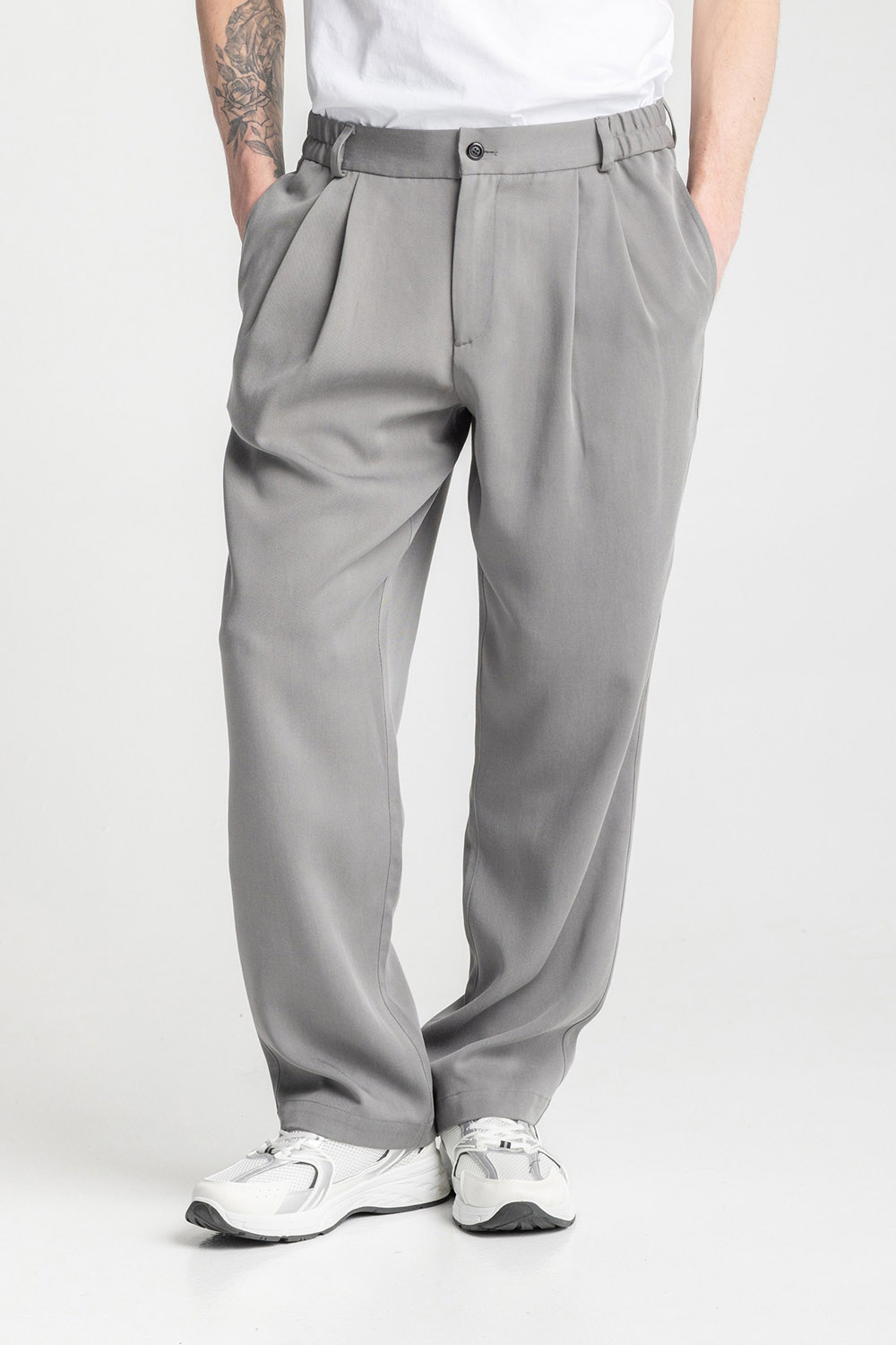 Classic Wide Trousers - Image 5