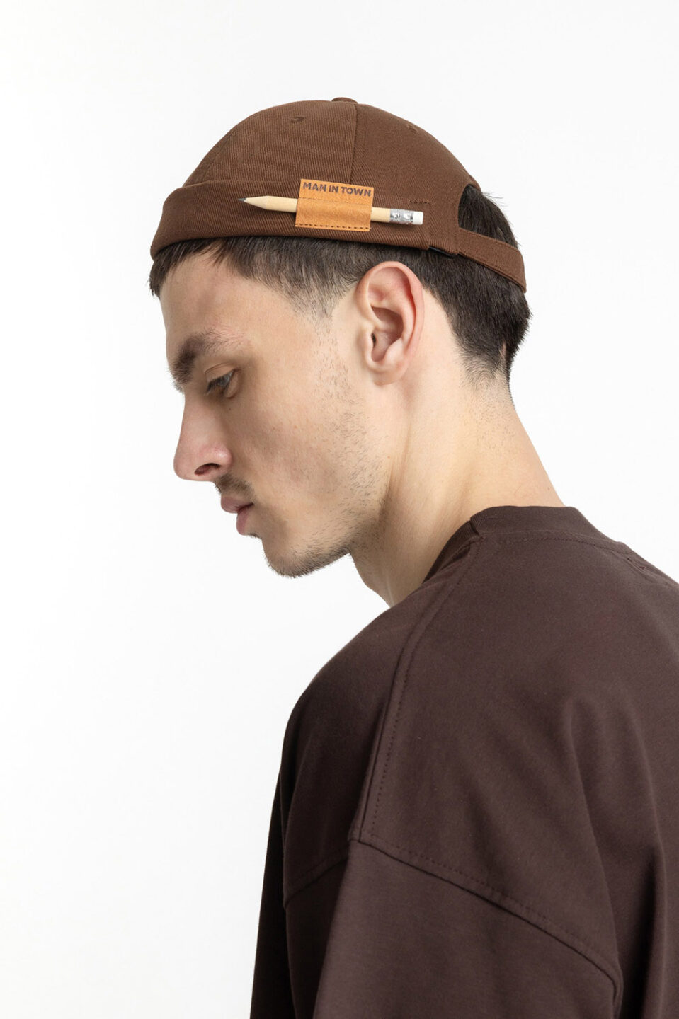 ''Pencil'' Docker, Brown