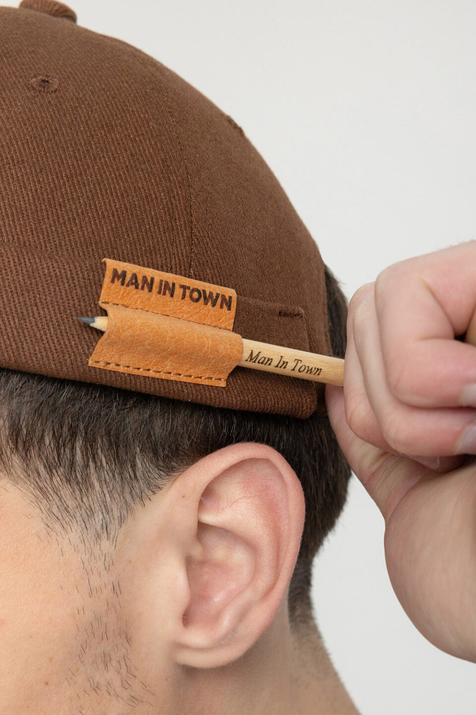 ''Pencil'' Docker, Brown