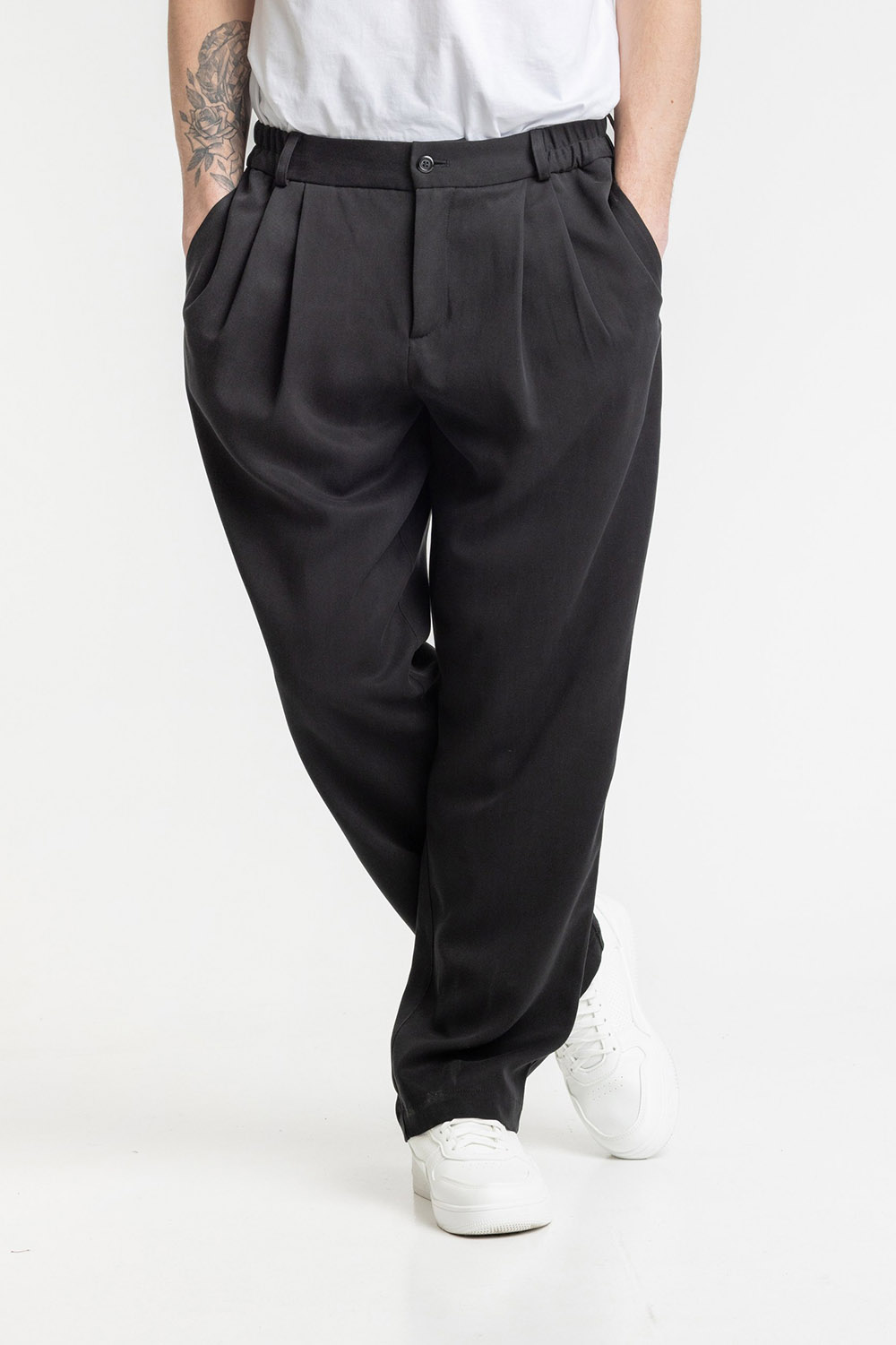 Classic Wide Trousers - Image 1