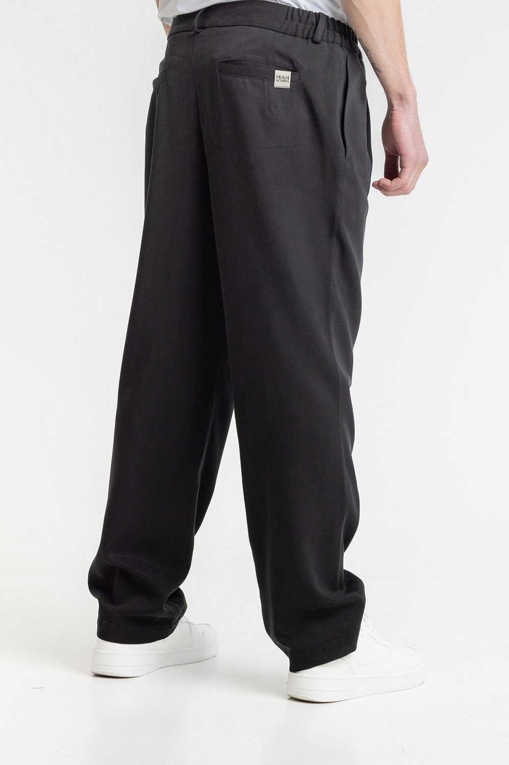 Classic Wide Trousers - Image 8