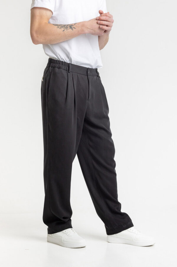 Classic Wide Trousers